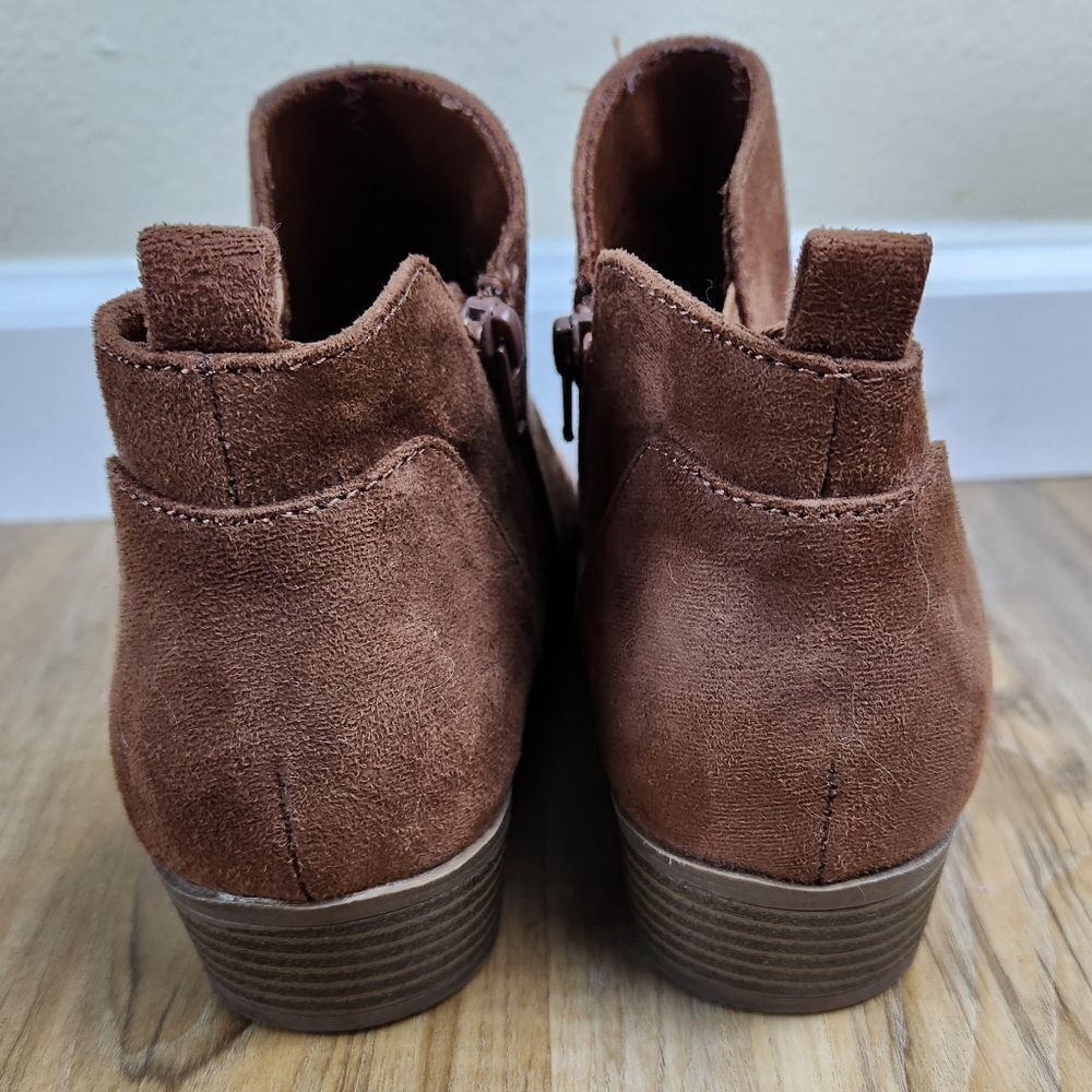 ☔️💛Arizona Jean Co Brown Gale Memory Foam Ankle Booties Size 8W - Picture 5 of 12